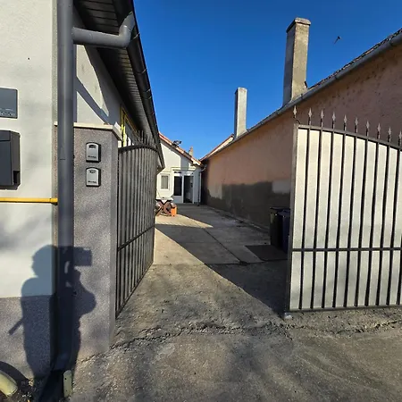 Casa De Acasa 民宿 Vintu De Jos